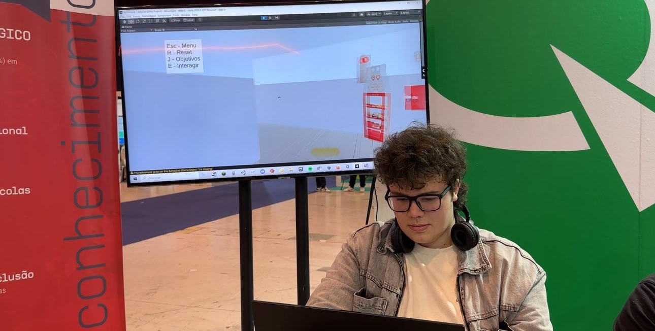 Formando do Curso Profissional Técnico de Mecatrónica da ETAP