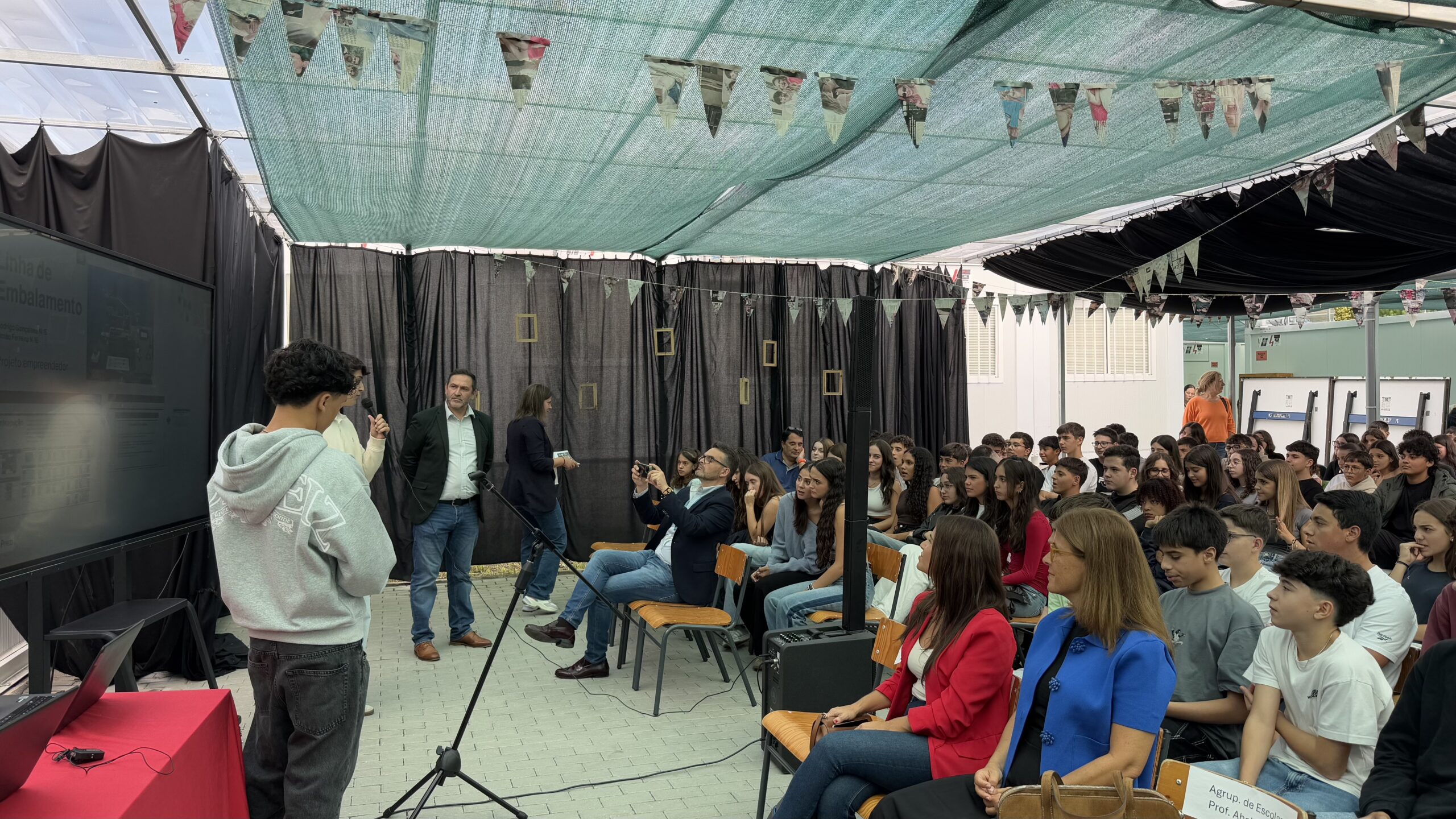 Evento de Abertura do Ano Letivo 2025/2026 no Agrupamento de Escolas Padre Benjamim Salgado contou com a presença do PESSOAS 2030