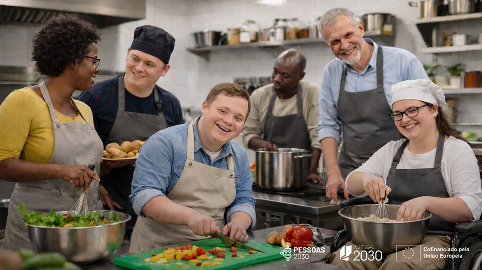 Pessoas com PCDI a trabalhar