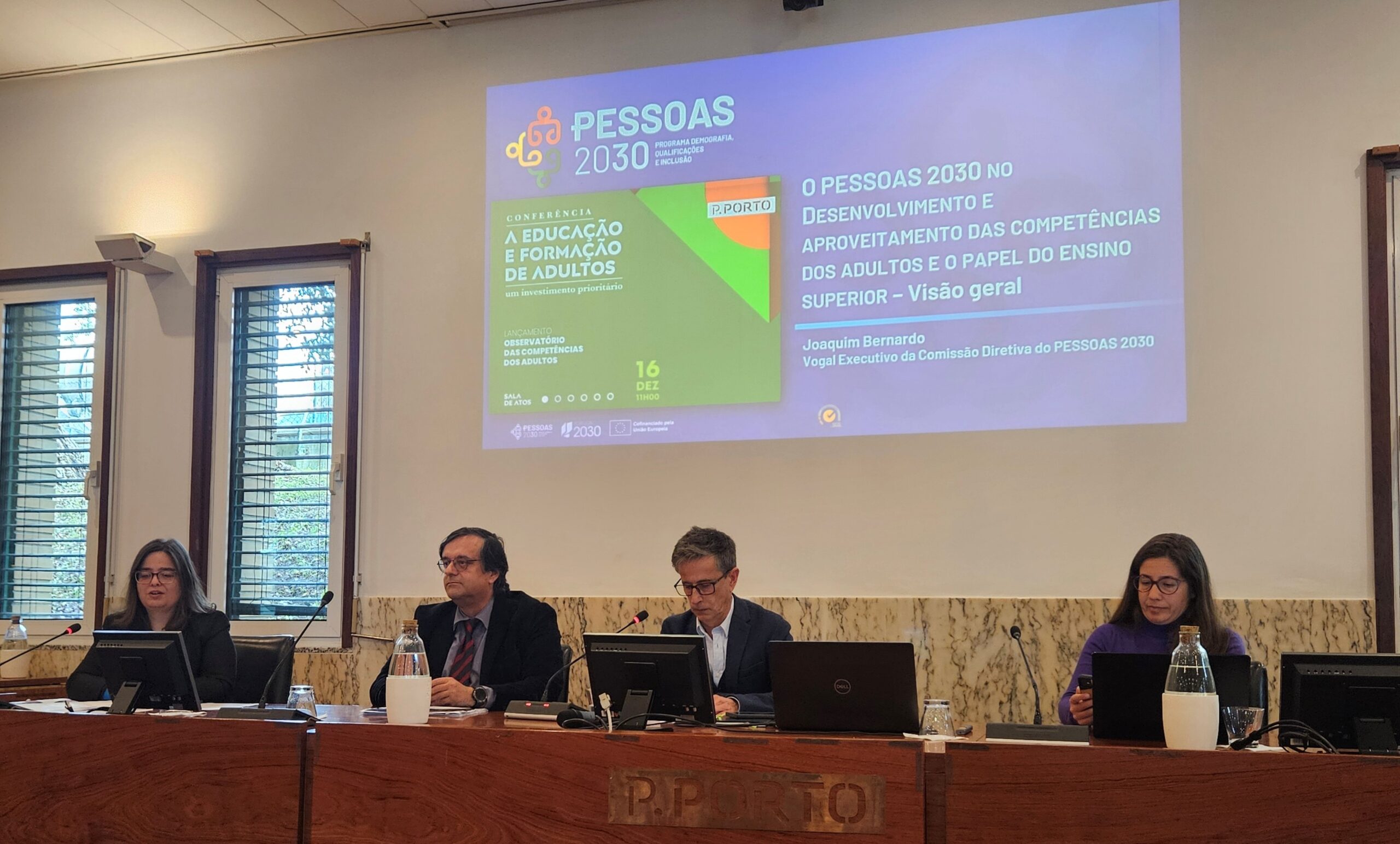 Observatório das Competências dos Adultos Painel de oradores no Politécnico do Porto