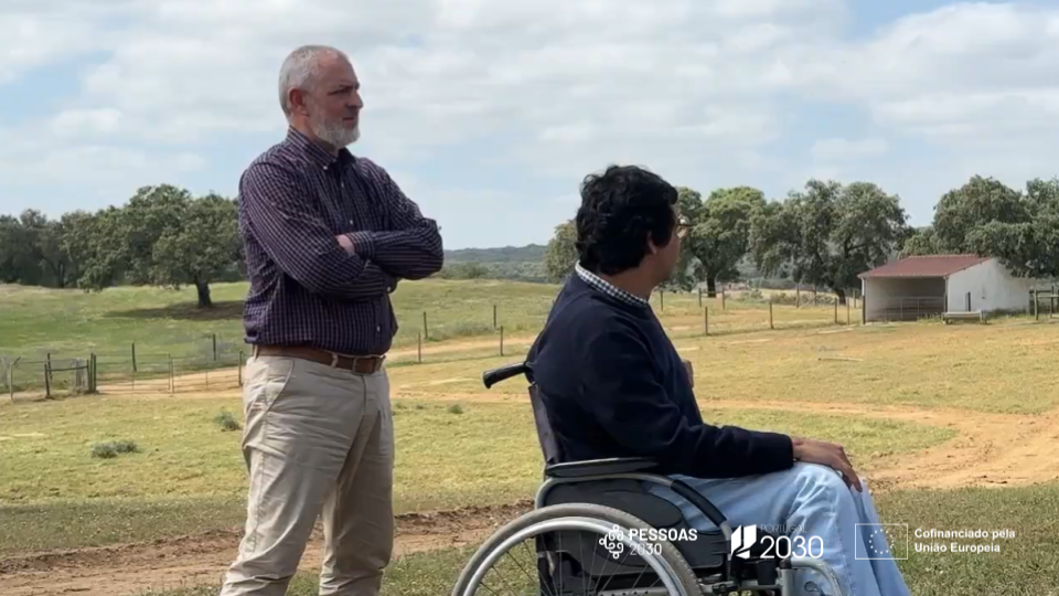 imagens (9) Modelo de Apoio à Vida Independente - A importância da assistência pessoal para uma vida com autonomia - António e Saeid